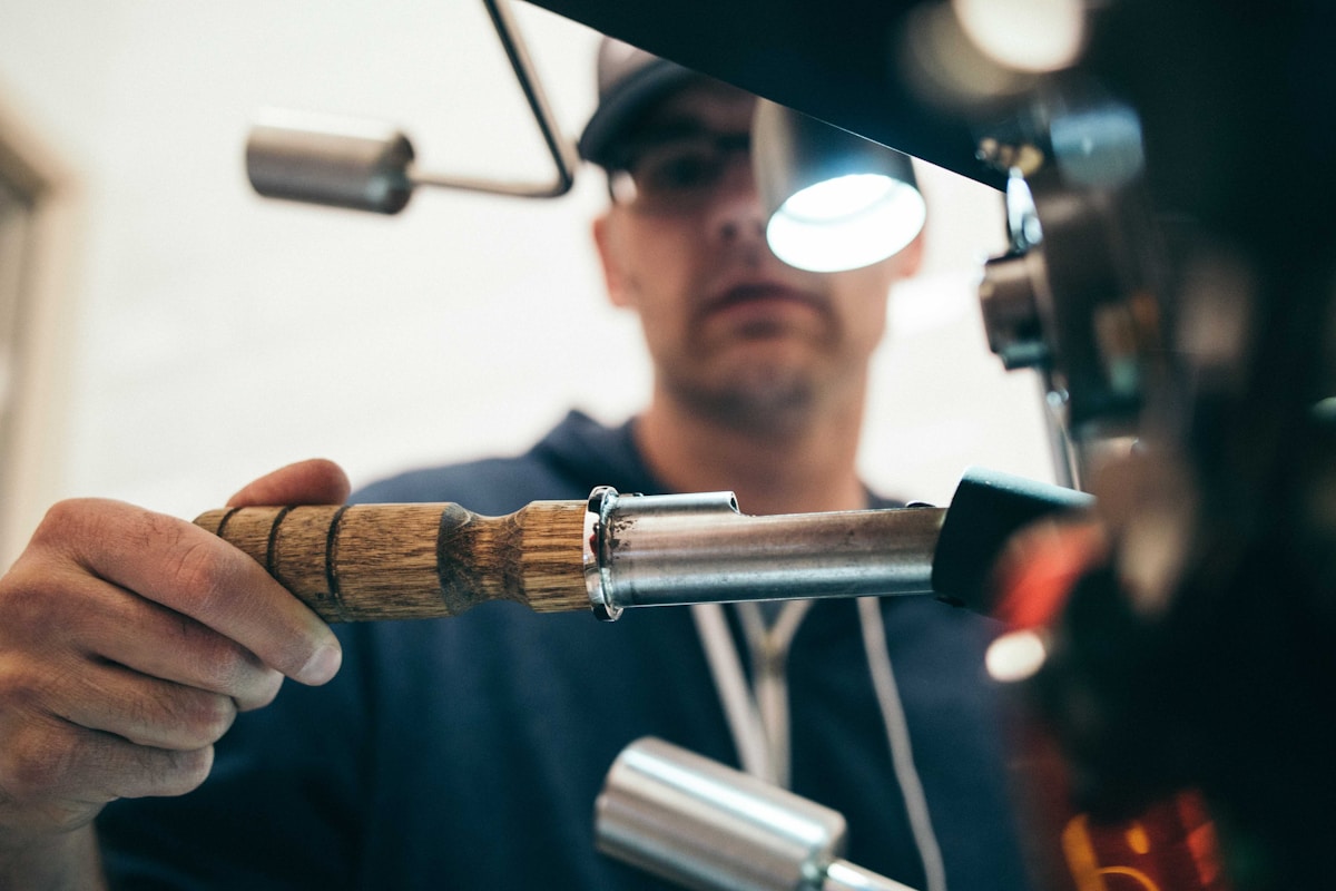 Advanced car locksmith equipment and tools - professional auto locksmith near me